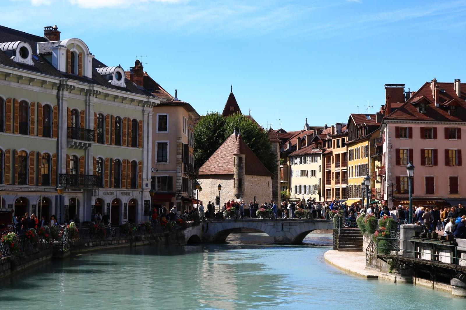 Les Petits Champs * Annecy